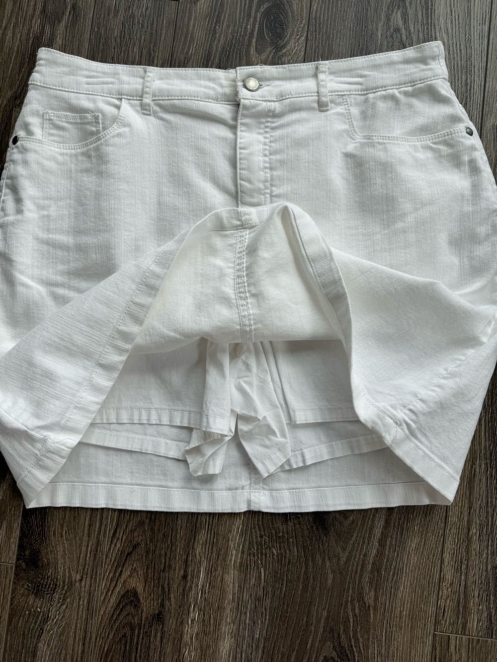 Croft & Barrow denim skort - Picture 3 of 4